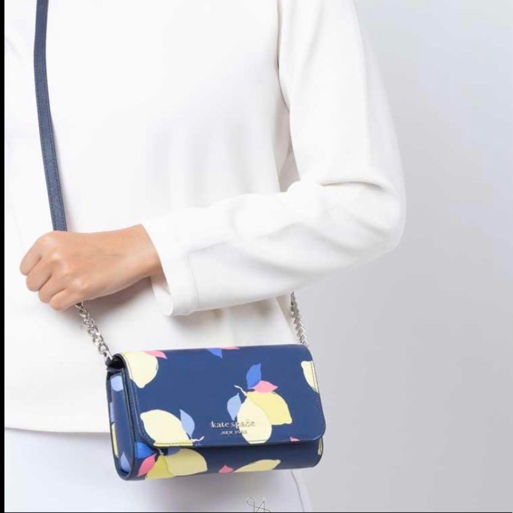 Kate Spade New York
Cameron Lemon Zest Small Flap Crossbody Bag